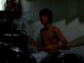 videos de trio chupineros - Goku dirigiendo chistes