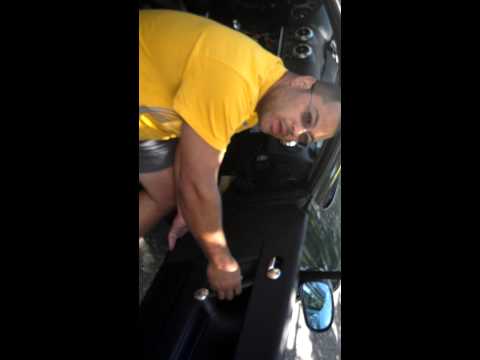 how to remove tt door card