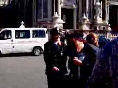 Free Hugs Italy - Abbracci Gratis a ...