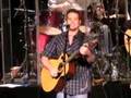 Chris-Austin-perform