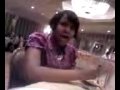 videos de kiki singin sum crazy isshhh lmao (smh)