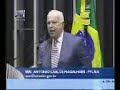 ACM XINGANDO O LULA