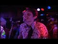Alternative rock and clowns best describes this video...
