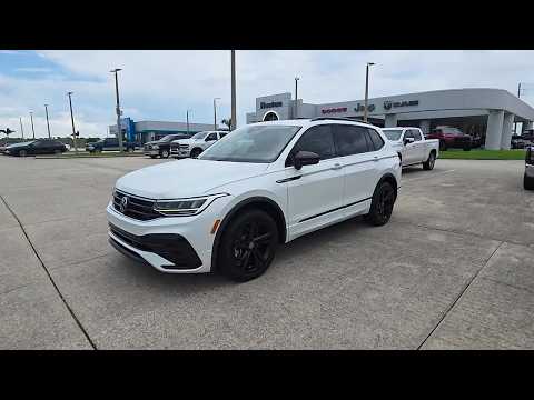Used 2023 Opal White Volkswagen 2.0T SE R-LINE BLACK FWD image 1