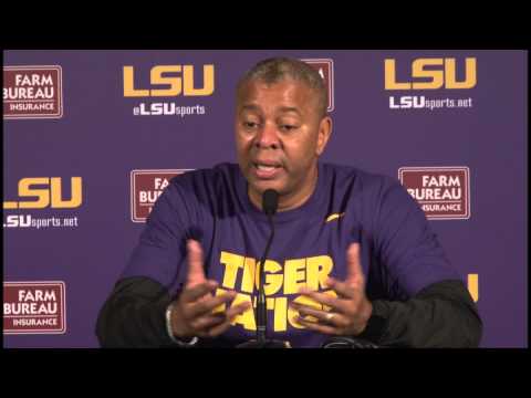 Video: Johnny Jones Reacts To LSU's NCAA Tournament Berth