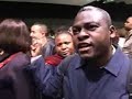 pour se rendre en seine saint-denis fran�ois bayrou a pris le rer, � la rencontre de ses �lecteurs. reportage.