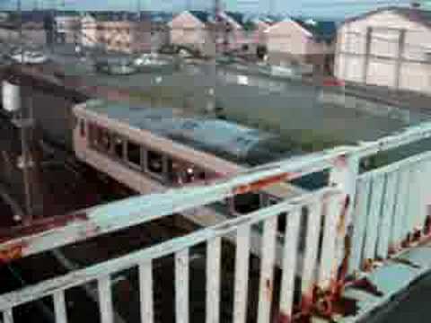岡山県総社市伯備線のぼり総社駅到着