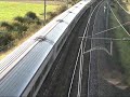Mix pociagow zfilmowanych w 2 miejscach na LGV NORD (15km na polnoc od Lille oraz rozjazdowka na LGV NORD z INTERCONNEXION przy lotnisku Paris CDG) W pierwszej czesci filmu (1:12-3:40) warto zwrocic uwage na pantografy. Zas w drugiej czesci filmu w 4:50 jest ciekawe polaczenie Thalys'a i TGV Reseau. W 5:55 TGV Reseau ma skrzynke na dachu (prawdopodobnie jest to wi-fi). W 7:40 jest Thalys w innej kolorystyce. Zas w 8:15 i 9:00 sa 