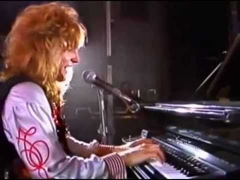 Tublatanka - Live in Amfiteater Bratislava 16.9.1989 (full concert) Tublatanka - Live in Amfiteater Bratislava 16.9.1989 (full concert)