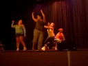bailando en la uni...