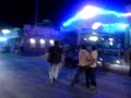 ppl fighting in the street ppl fighting in the street