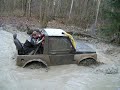 UAZ vs Suzuki Samurai in mudd Rukla UAZ vs Suzuki Samurai in mudd Rukla