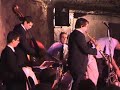le 5 mai 2007, aux caves de la mignonne � sancerre (cher- france), le louisiana jazz band jouait le marchand de poisson (sidney bechet), en compagnie d'eric luter. 
eric luter : trompette; alain meaume : saxo; eric bilbille : piano; ludovic legros : contrebasse; mario subires : batterie.
organisation de la maison des sancerres.
image et son : video 18. jgb.video18@gmail.com
http://louisianajazzband.ifrance.com