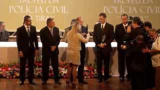 VÍDEO: Governo de Minas homenageia policiais civis