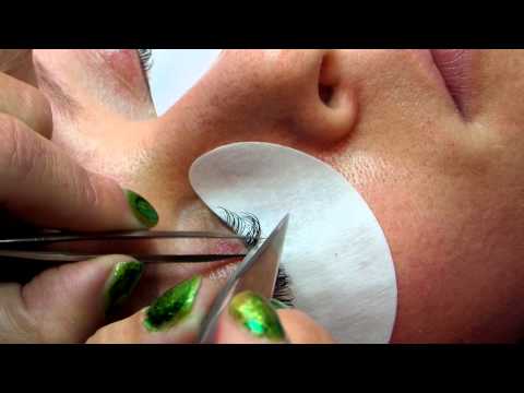 how to isolate eyelashes