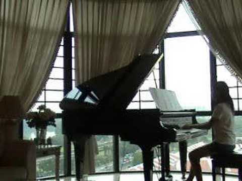 Yanni-End of AUgust-Holly at Piano ...