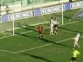 Maradona fazendo escola...