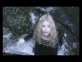 Videoclip AWAY (Priscilla Hernandez-Ancient Shadows)