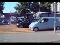 El coche MDI circulando por Lucerna El coche MDI circulando por Lucerna