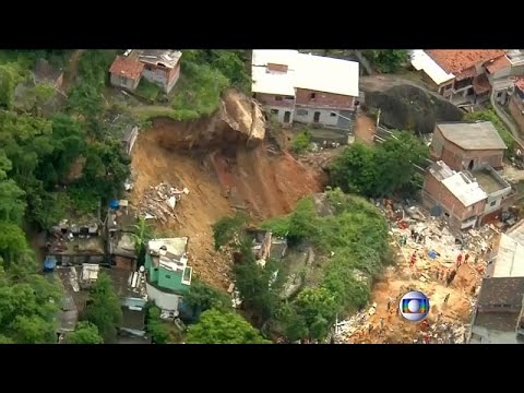 Rio de Janeiro: 10 Tote durch Erdrutsch in Armenvie ...