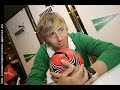 that's my third video at youtube xd.
well, description : the best pix of real madrid player guti & amazing music 