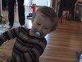 Hugo och Didrik dansar Hugo och Didrik dansar