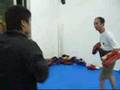 錢嘉樂打泰拳