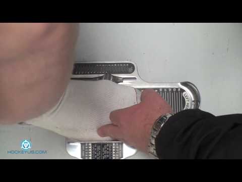 how to fit hockey skates