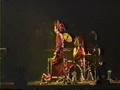 videos de 10/13 TAPE 1 - MINDLESS SELF INDULGENCE - BRING THA PAIN/TORNADO/CLARISSA/BITCHEZ