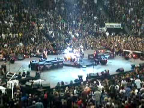 Metallica - Seek & Destroy (Live in Denver, 11/4/08)