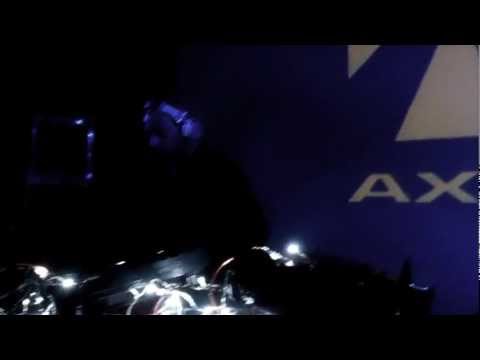 Jeff Records - Live footage of Jeff Mills @ Tresor Berlin Axis Records 20th Anniversary.
