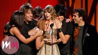 Another Top 10 Unforgettable Country Music Awards 