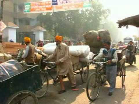 India, Punjab, Amritsar, Local ...