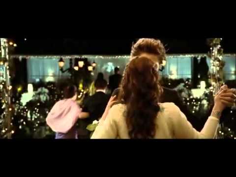 דמדומים 4 לצפייה ישירה - בלה ואדואר מדמדומים הזוג המושלם אהבה המושלמת בין ערפד לבת אדם.
