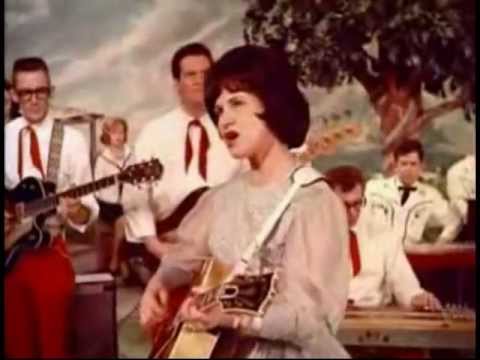 Kitty Wells – It Wasn’t God Who Made Honky Tonk Angels