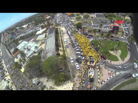 Aerial Shots - VIDEO DI PARTIDO AVP Y PARTIDO MEP YEGANDO NIKKY BEACH GRABA FOR DI HALTO. 24ora.com.
