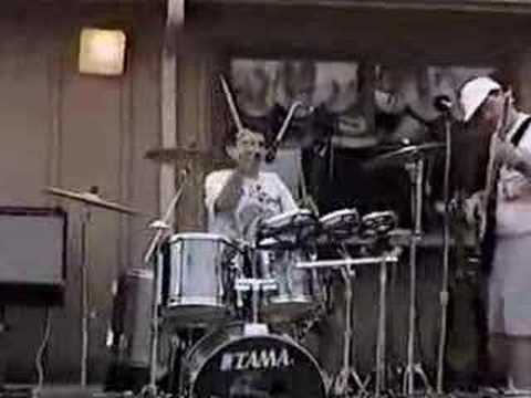dickeyboyz - Amelda Mikes performs