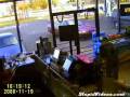 videos de Customer installs a drive thru at the mini mart