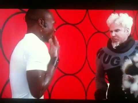 Zoolander mugatu throws latte