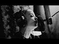 Covera bayıldım yaaaa! Shirleeey ♥♥♥ 
Garbage & Screaming Females - Because The Night (Official Video) http://www.youtube.com/watch?v=tOmKGjy-Ct0
