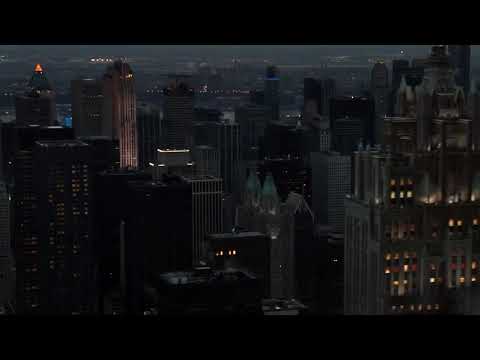 Gotham ~ 4x07 ~ Bruce club Scene