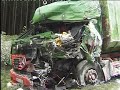 LKW Unfall - ein Person stirbt LKW Unfall - ein Person stirbt