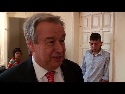 Jordan: High Commissioner visits a struggling Syrian family