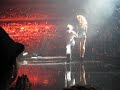 Beyonce sings Halo to Chelsea. Acer Arena Sydney 18/09/2009