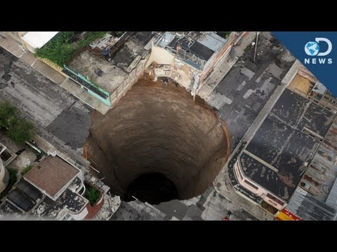 how to sinkholes form