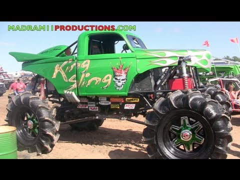 DENNIS ANDERSONS MEGA MUD TRUCK KING SLING