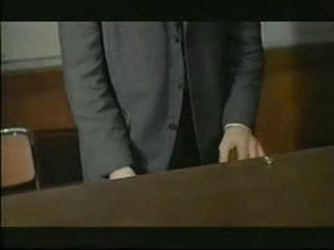 Une femme douce - opening sequence