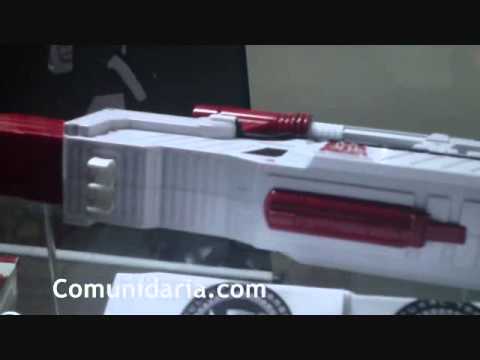 Aficionados a los Transformers muestran sus valiosos juguetes de colección