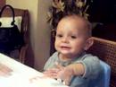 Akiles Masticando