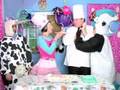 Gorgeous Tiny Chicken Machine Show (Episode 2)